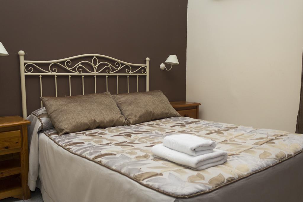 Hostal Dulcinea Esquivias Kültér fotó